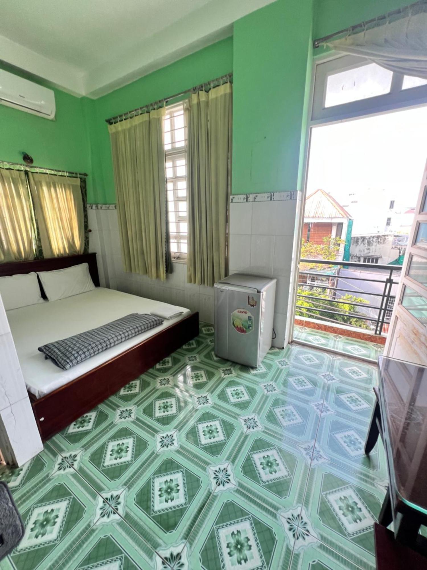 Khach San Hoang Nhan Hotel *